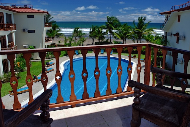 BA balcony ocean view