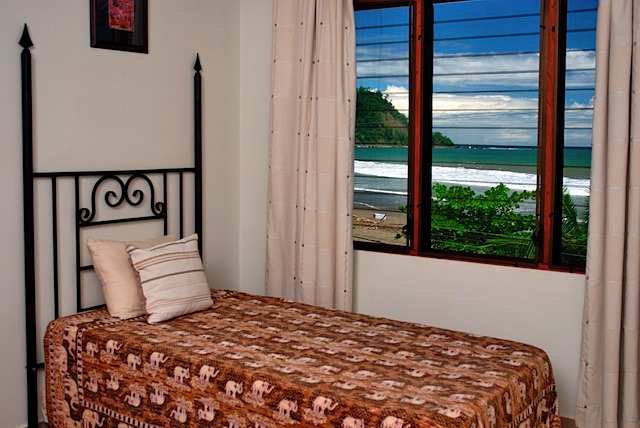 BA guest room