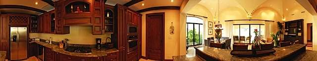 Kitchen&LivinArea